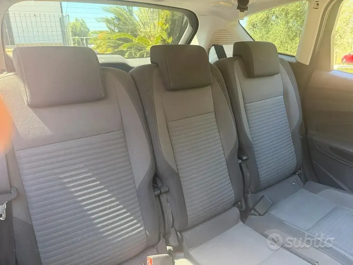 Usata Ford C-MAX Titanium 95 CV (69 kW) 2017 Nero Monovolume