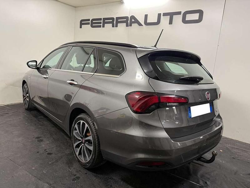 Käytetty Fiat Tipo Lounge 120 HP (88 kW) 2018 Harmaa Farmari