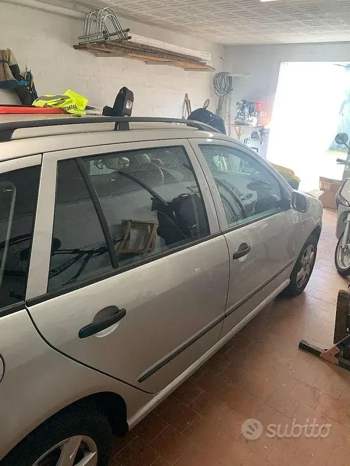 Usata Skoda Fabia 75 CV (55 kW) 2005 Grigio Station wagon
