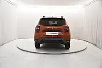 Usata Dacia Duster Journey 101 CV (74 kW) 2023 Arancione SUV