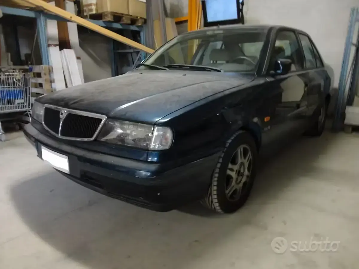 Usata Lancia Dedra 103 CV (75 kW) 1998 Berlina