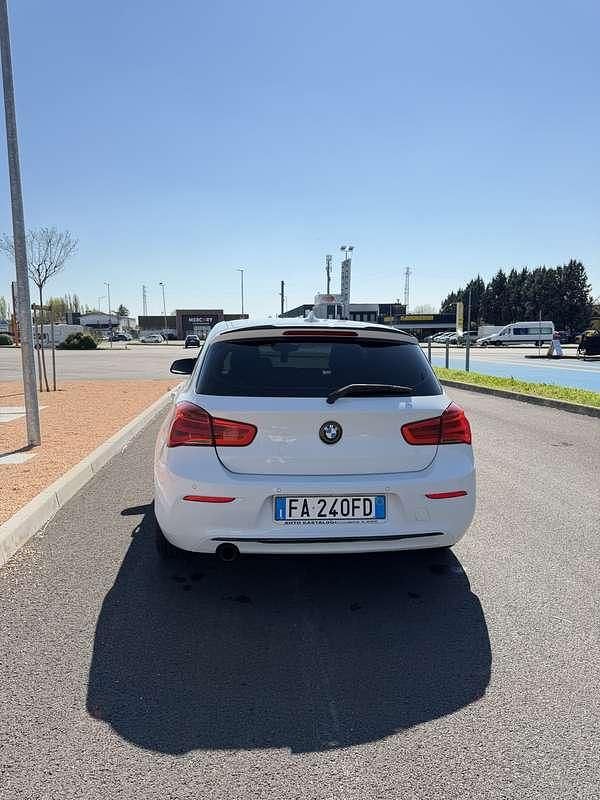 Usata BMW 116 Sport Line 116 CV (85 kW) 2016 Utilitaria