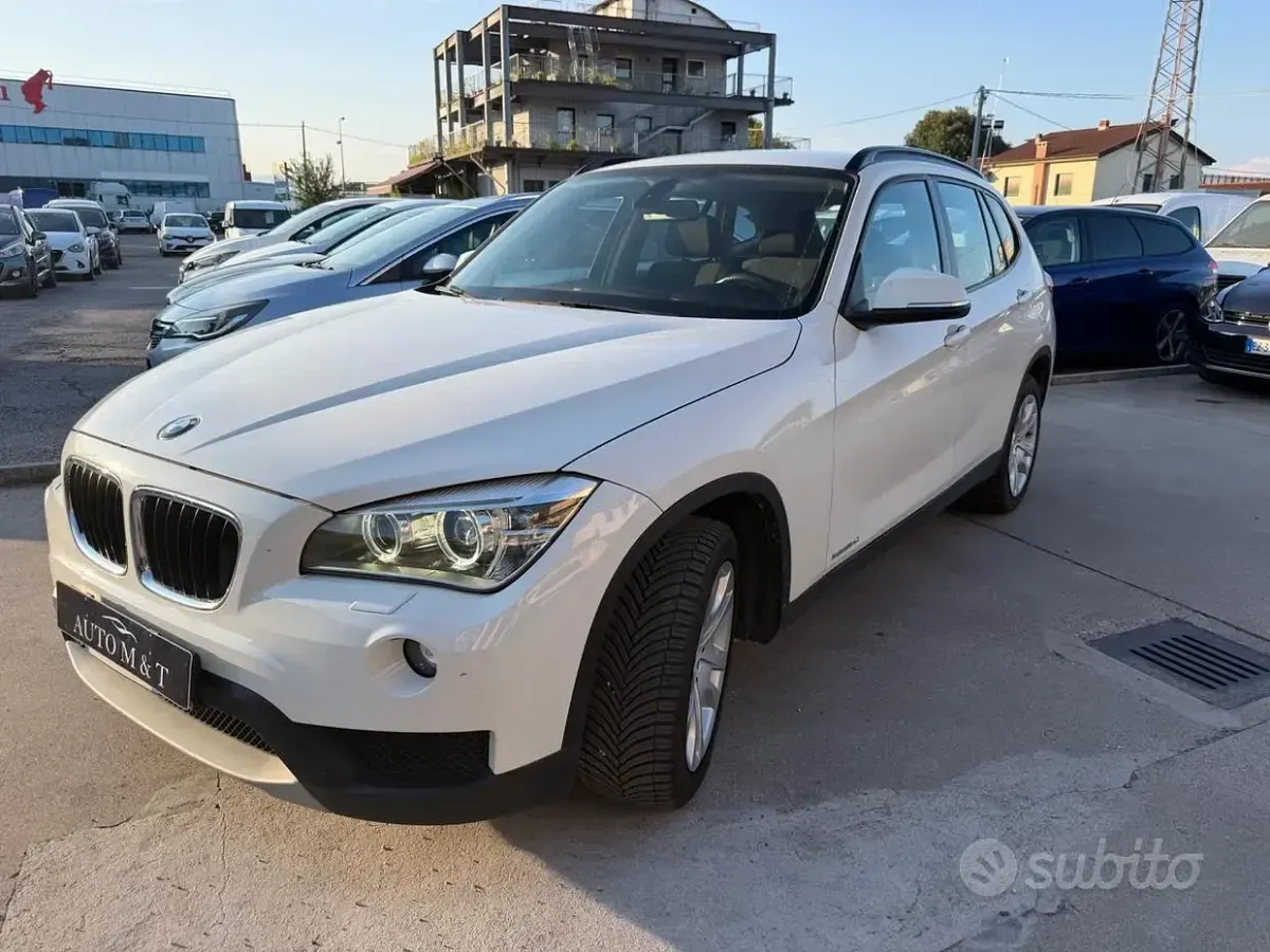 Usata BMW X1 Efficient Dynamics 143 CV (105 kW) 2013 Bianco SUV