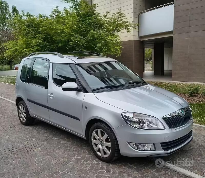 Usata Skoda Roomster 86 CV (63 kW) 2011 Grigio Monovolume