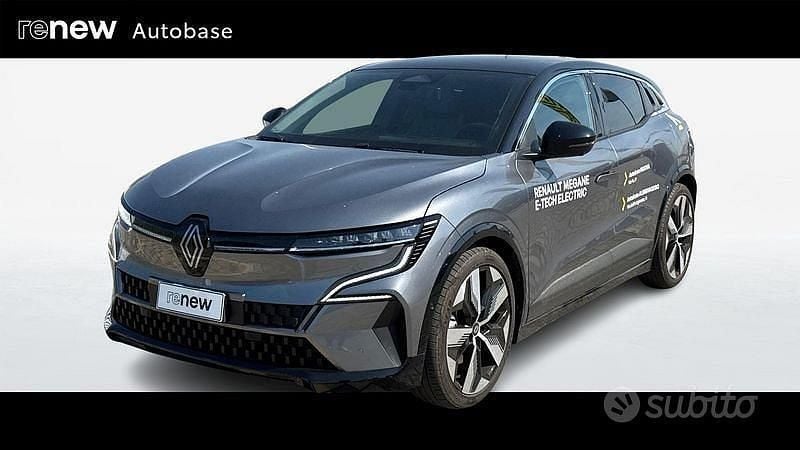 Grigio Usata 2025 Renault Mégane Techno Tre volumi | 32.990 € (Molto cara) - Immagine 1/4