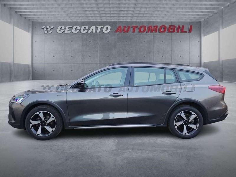Begagnad Ford Focus Active 116 HK (85 kW) 2023 Grå Kombi