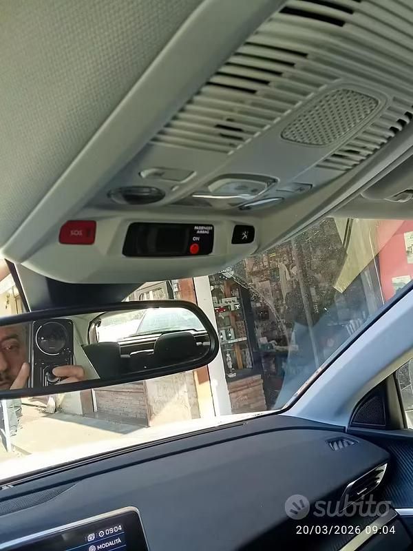 Usata Peugeot 3008 Allure Turbo 130 CV (95 kW) 2020 Bianco SUV