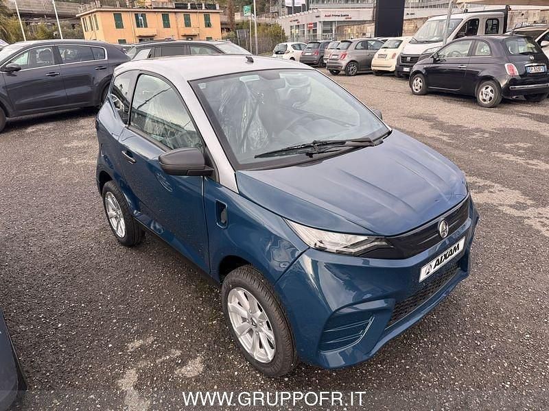 Nuova Aixam AMBITION Pack 2026 Blu Utilitaria