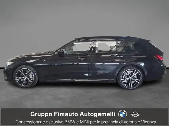 Usata BMW 330 M Sport 286 CV (210 kW) 2024 Nero / metallizzato Station wagon