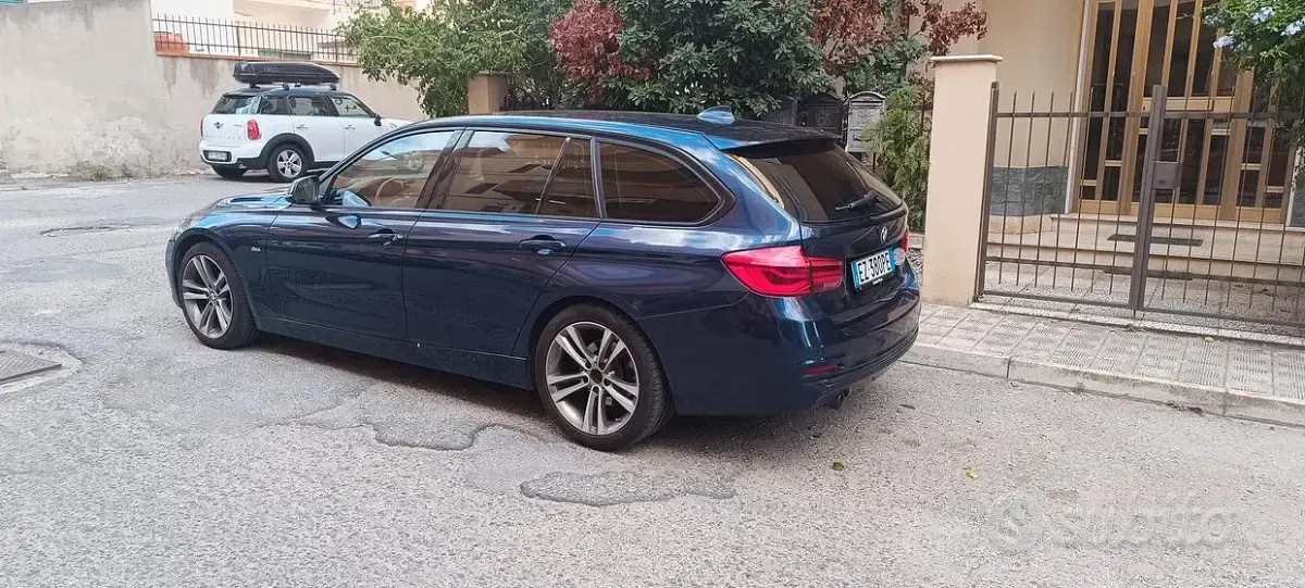Usata BMW 318 Advantage 150 CV (110 kW) 2015 Bluazzurro Station wagon