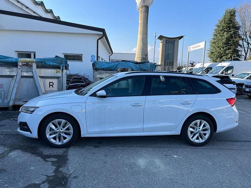 Occasion Skoda Felicia Style 150 PK (110 kW) 2023 Wit Stationwagen