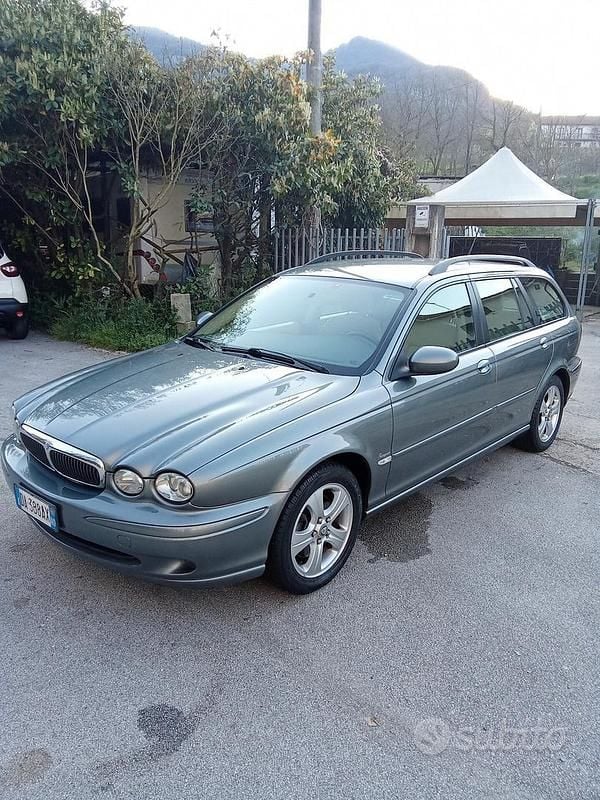 Usata Jaguar X-type 130 CV (95 kW) 2006 Grigio Station wagon