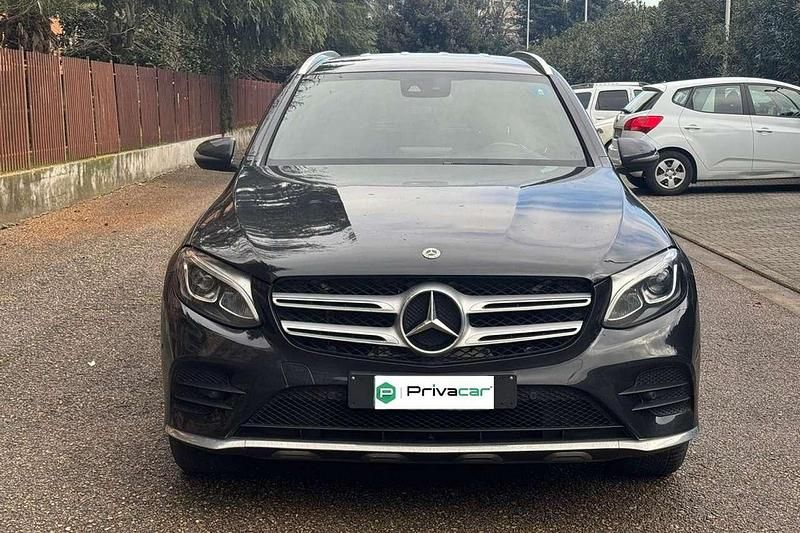 Usata Mercedes GLC220 Premium Plus 194 CV (142 kW) 2019 Nero Station wagon