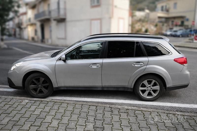 Usata Subaru Outback 150 CV (110 kW) 2015 Station wagon