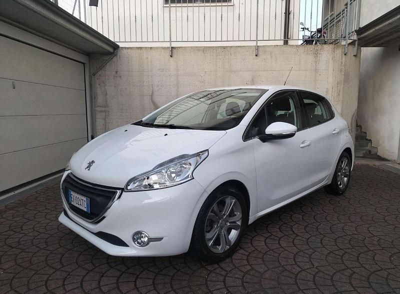 Usata Peugeot 208 Active 95 CV (69 kW) 2013 Other Utilitaria