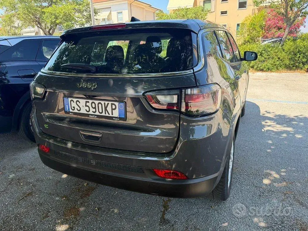 Usata Jeep Compass Longitude 131 CV (96 kW) 2024 Grigio SUV