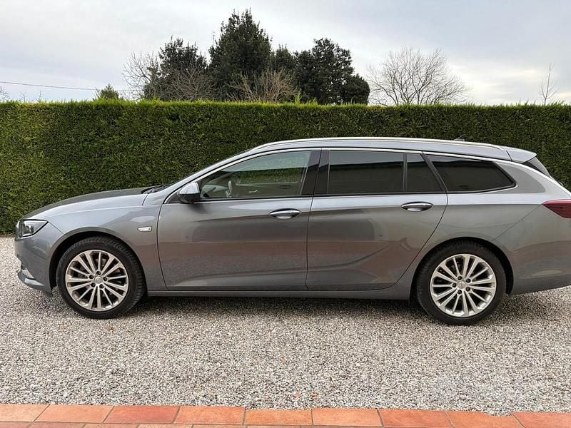 Usata Opel Insignia Business 174 CV (127 kW) 2019 Grigio Station wagon