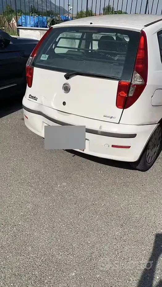 Usata Fiat Punto 69 CV (50 kW) 2008 Bianco Utilitaria
