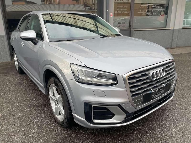 Usata Audi Q2 Ambiente 116 CV (85 kW) 2020 Grigio SUV