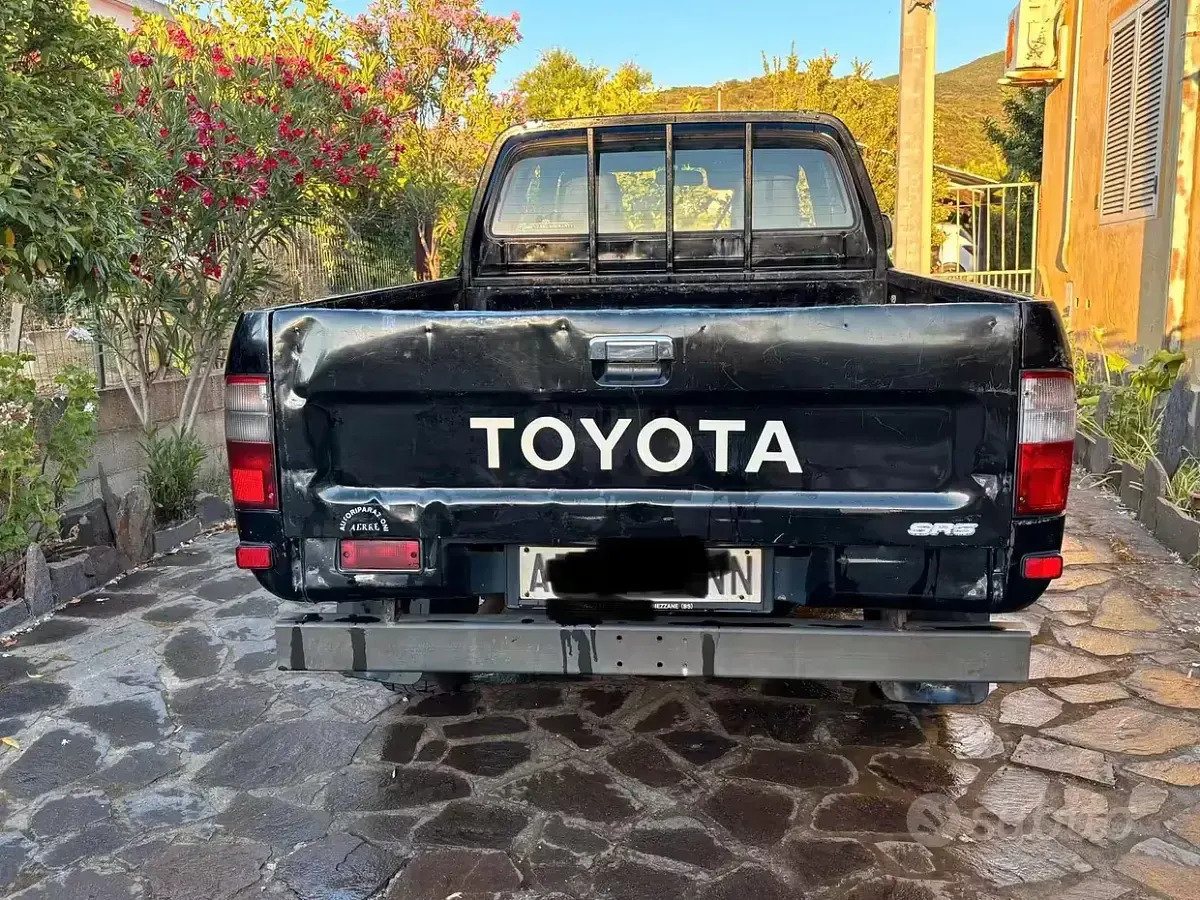 Usata Toyota HiLux 1999 Pick-up