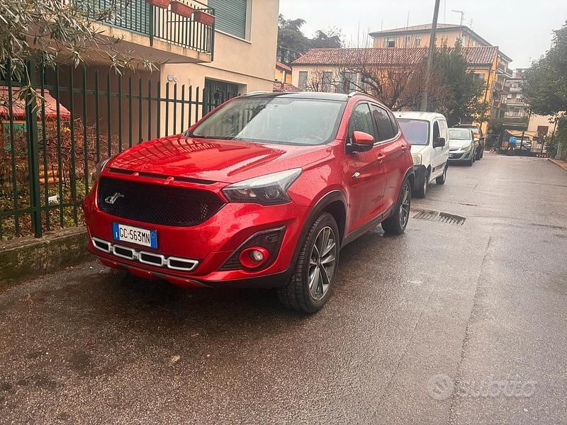 Usata DR F35 167 CV (122 kW) 2022 Rosso SUV