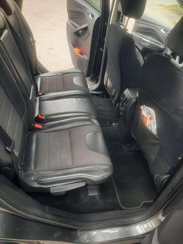 Usata Ford Kuga Business Edition 120 CV (88 kW) 2016 Grigio SUV