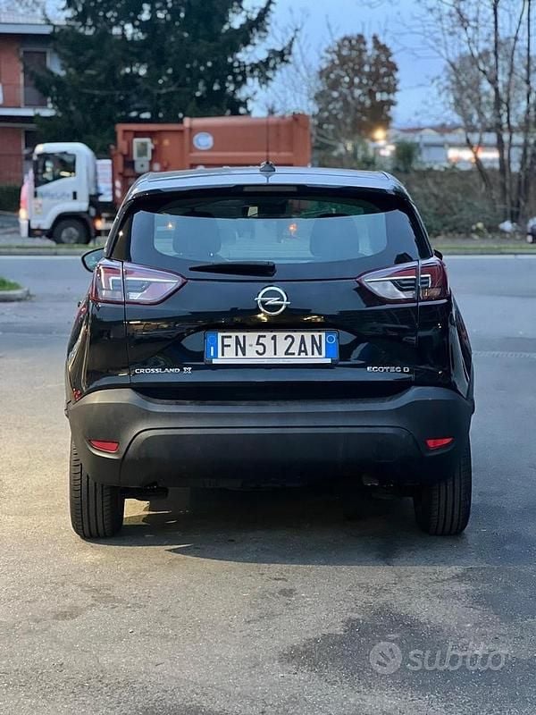 Usata Opel Crossland X Innovation 99 CV (72 kW) 2018 Nero SUV