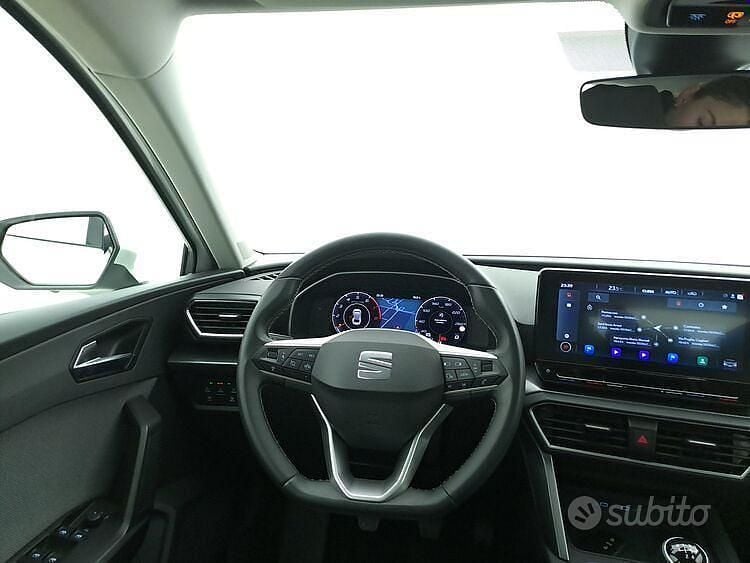 Usata Seat Leon ST Business 90 CV (66 kW) 2023 Bianco Station wagon