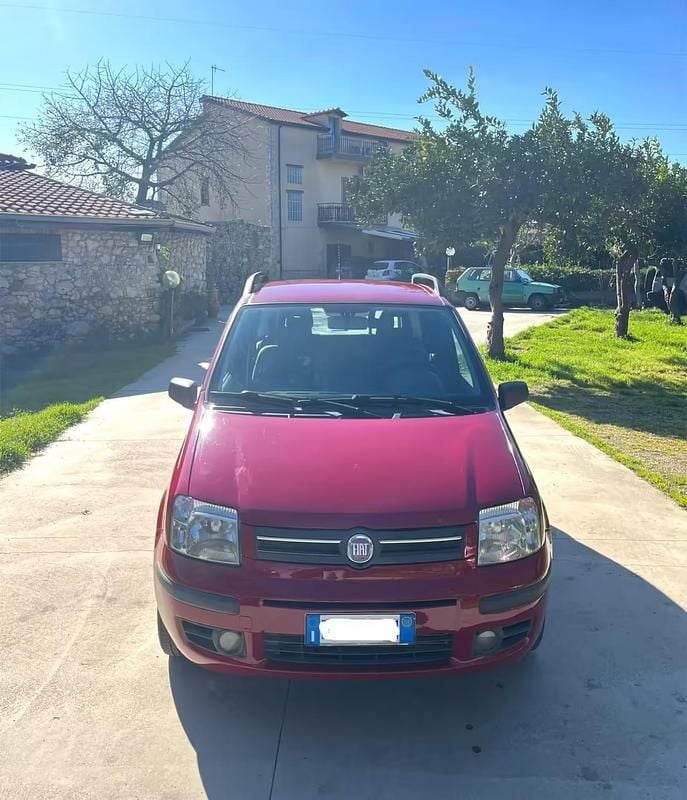 Usata Fiat Panda 70 CV (51 kW) 2008 Argento Utilitaria