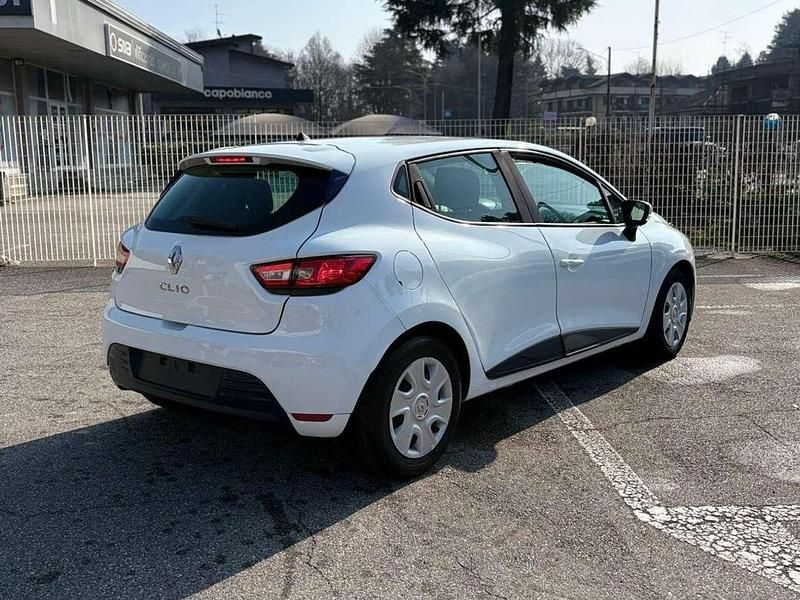 Usata Renault Clio IV 88 CV (64 kW) 2017 Bianco Furgone