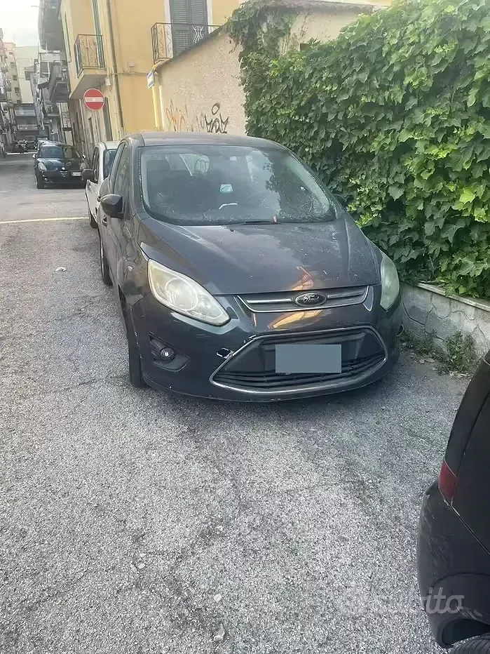 Usata Ford C-MAX 115 CV (84 kW) 2011 Grigio Monovolume
