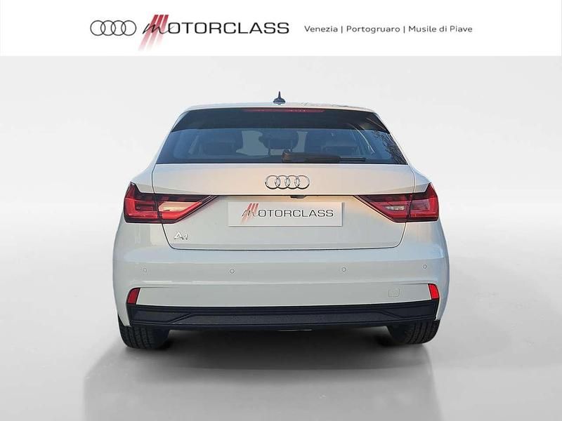 Nuova Audi A1 Sportback Business 116 CV (85 kW) 2026 Bianco ghiacciaio metallizzato Utilitaria