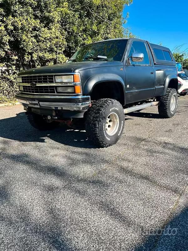 Begagnad Chevrolet Silverado 211 HK (155 kW) 1989 SUV