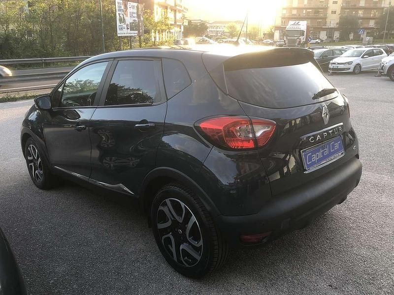 Usata Renault Captur 90 CV (66 kW) 2014 Blu/azzurro SUV