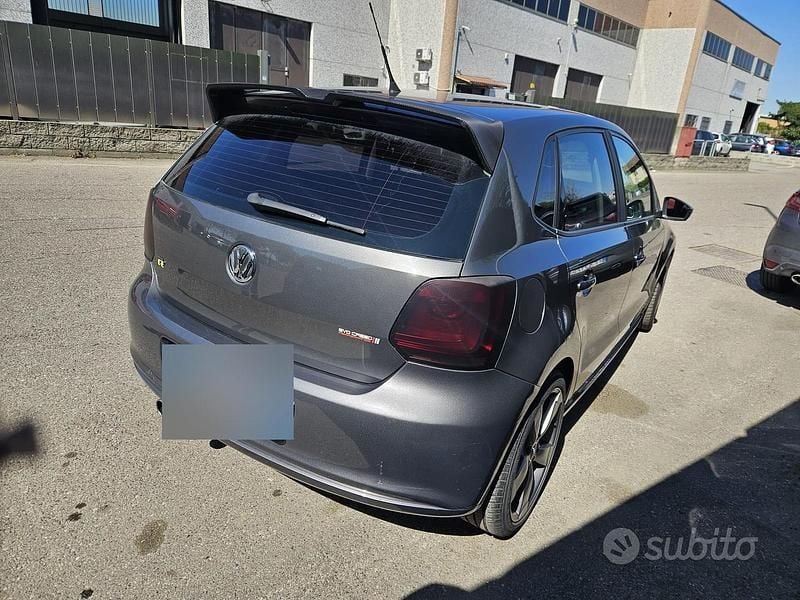 Usata VW Polo Comfortline 75 CV (55 kW) 2010 Grigio Utilitaria