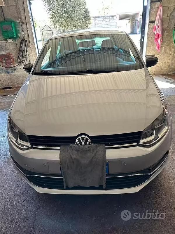 Usata VW Polo 90 CV (66 kW) 2015 Utilitaria