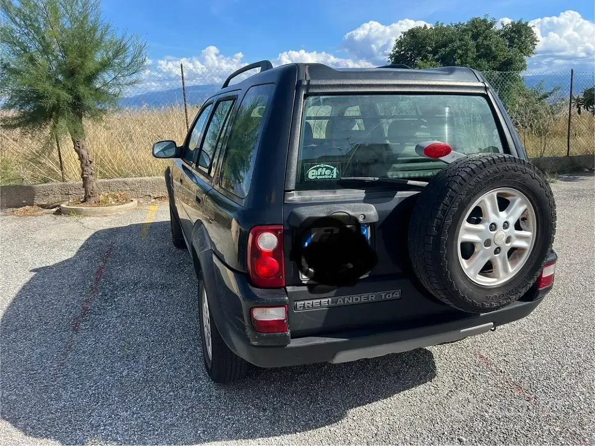 Usata Land Rover Freelander 111 CV (81 kW) 2004 Nero SUV