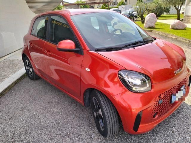 Usata Smart ForFour Electric Drive Passion 41 kW (56 CV) 2021 Rosso Berlina