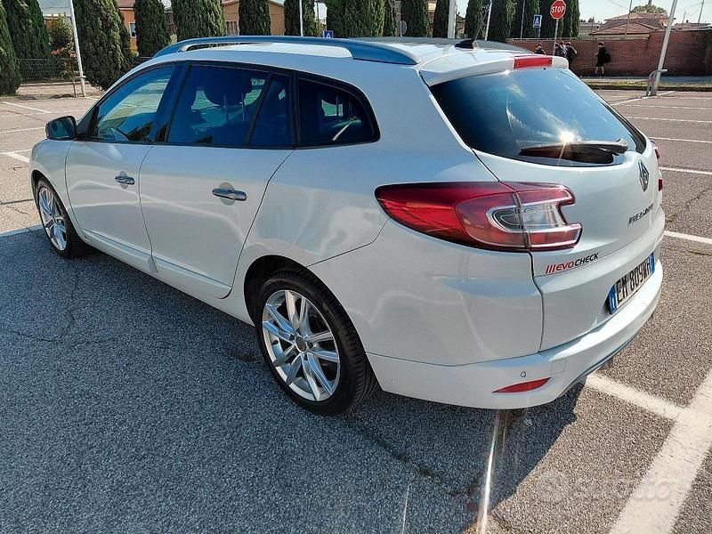 Usata Renault Mégane GT Line GT-Line 110 CV (80 kW) 2012 Bianco Station wagon
