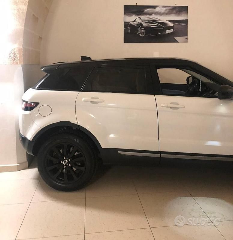 Usado Land Rover Range Rover evoque HSE Dynamic 150 HP (110 kW) 2017 Branco SUV