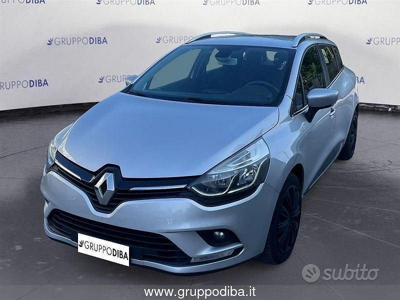 Usata Renault Clio GrandTour Zen 90 CV (66 kW) 2017 Grigio Station wagon