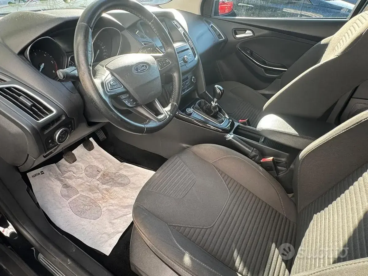 Occasion Ford Focus Titanium 120 PK (88 kW) 2015 Grijs Sedan