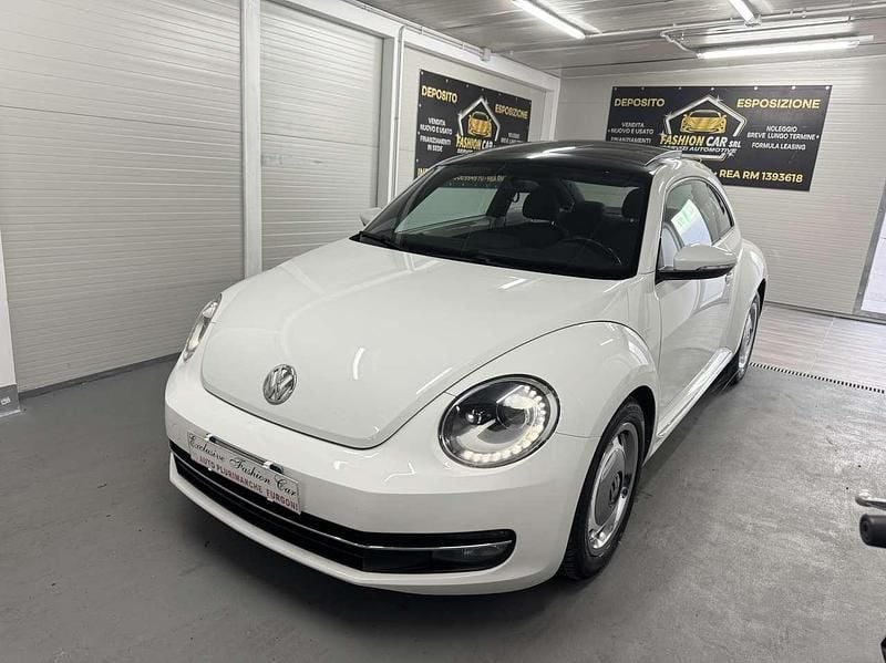 Usata VW Beetle Design 105 CV (77 kW) 2013 Bianco Utilitaria