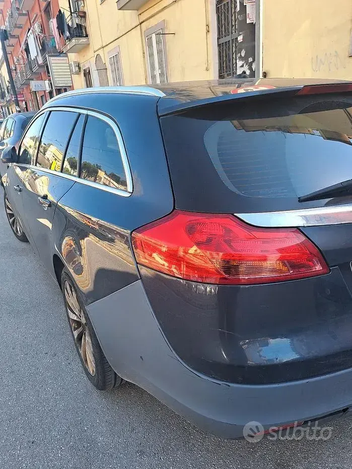 Usata Opel Insignia 2011 Blu Station wagon