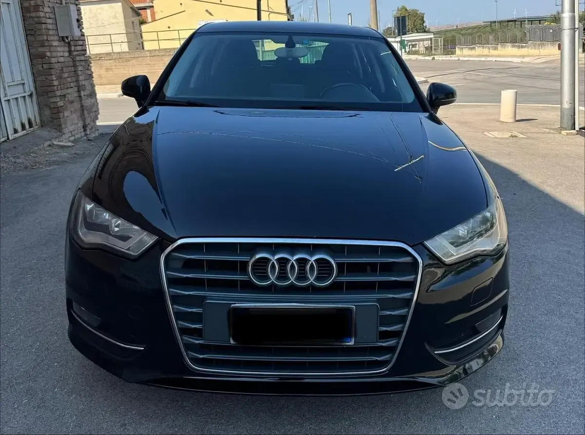 Usata Audi A3 Business 110 CV (80 kW) 2015 Nero Berlina