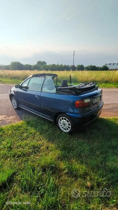 Usata Fiat Punto Cabriolet 88 CV (64 kW) 1995 Cabrio