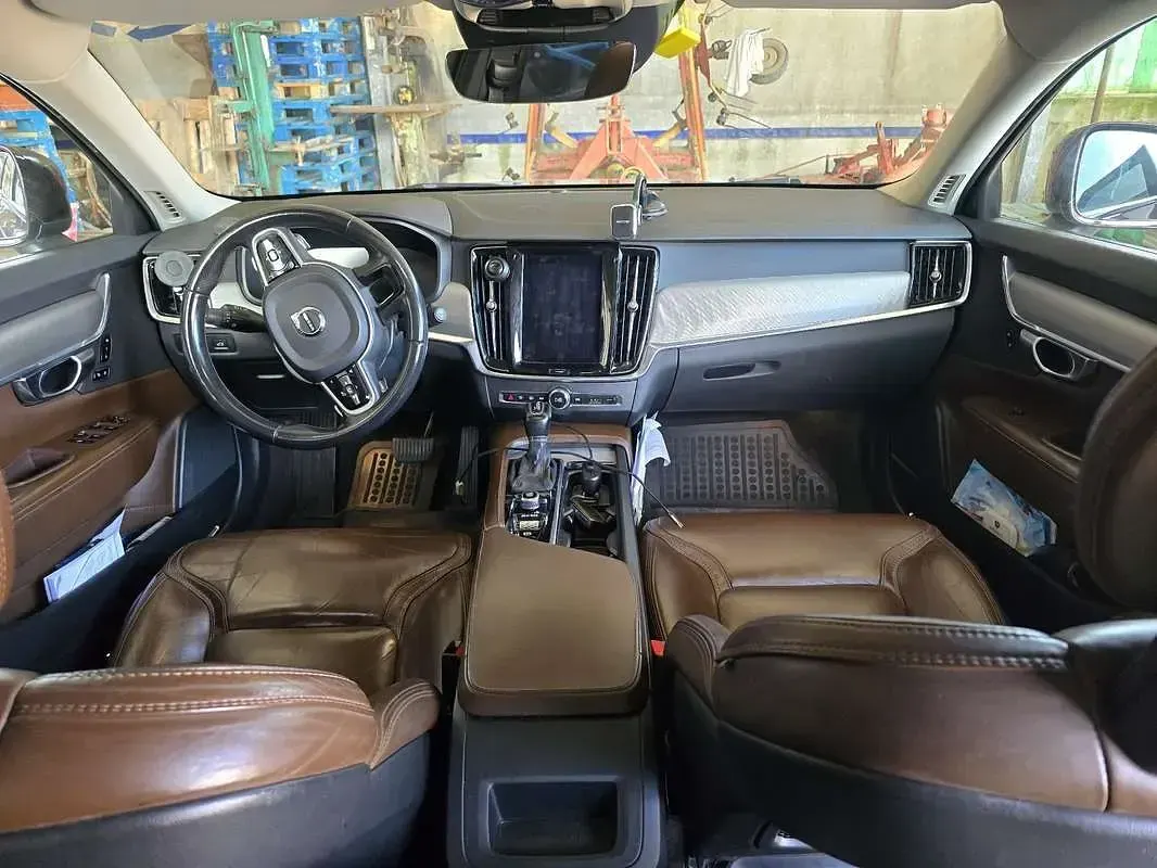 Usata Volvo V90 CC 235 CV (172 kW) 2017 Station wagon