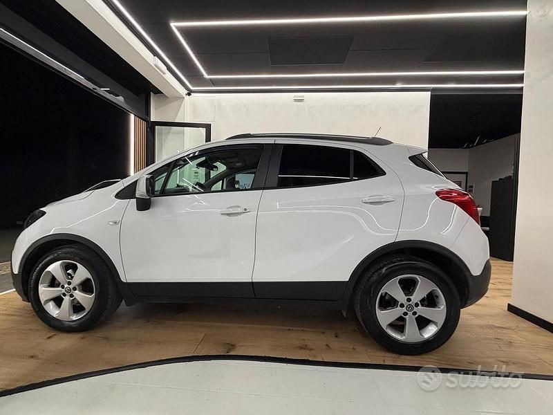 Usata Opel Mokka 140 CV (102 kW) 2016 Bianco SUV