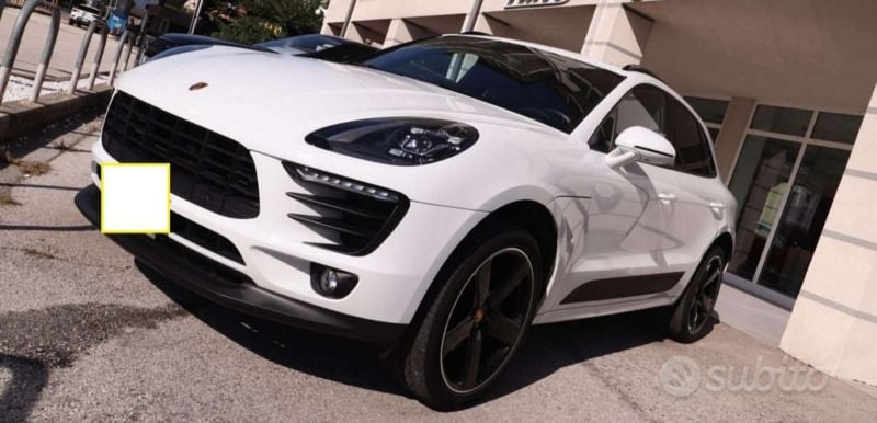 Bianco Usata 2018 Porsche Macan SUV | 42.500 € (Ottimo prezzo) - Immagine 1/4