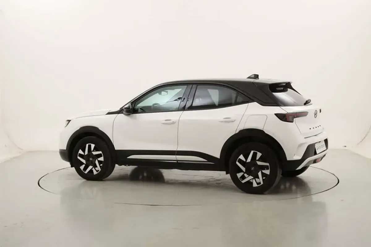 Usata Opel Mokka 136 CV (100 kW) 2025 Bianco SUV